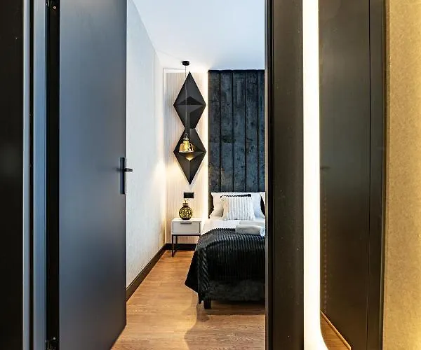 Zakopianski & מלון דירות זקופאנה