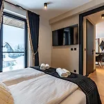Zakopianski & Apartmanhotel 4*