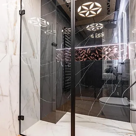 شقة فندقية Zakopianski & 4*