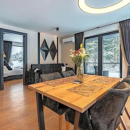 Apartahotel Zakopianski & 4*