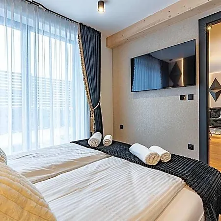 Apartahotel Zakopianski & 4*