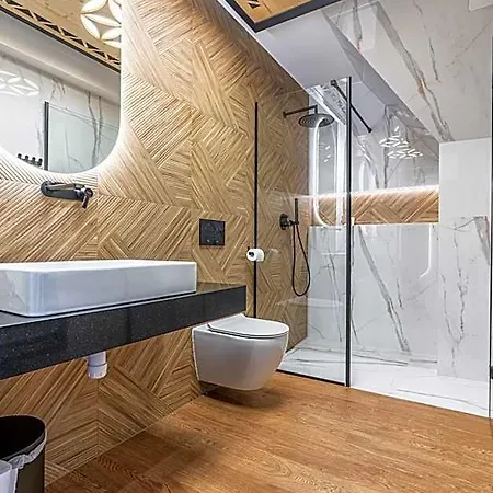 Aparthotel Zakopianski & 4*