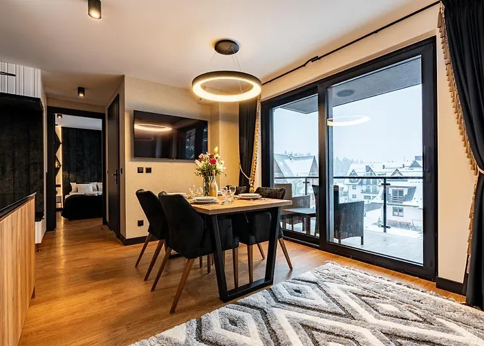 Апарт-отель Zakopianski & 4*